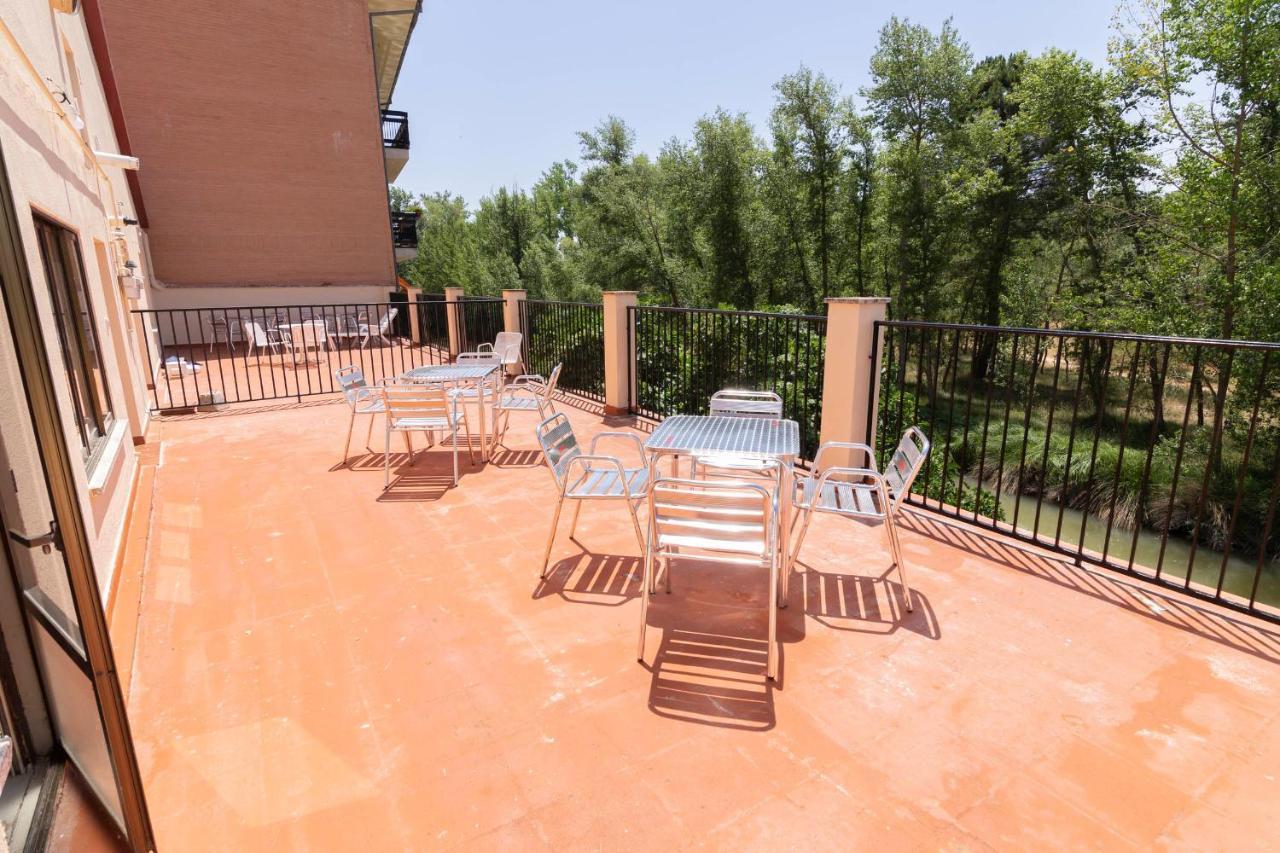 Apartamentos El Balcon Del Duero San Esteban De Gormaz Exterior photo